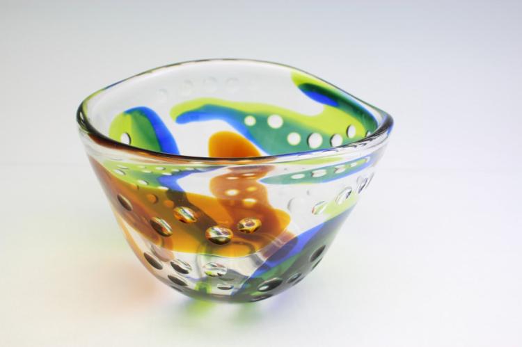 KOSTA BODA ART GLASS BOWL VICKE LINDSTRAND 1972