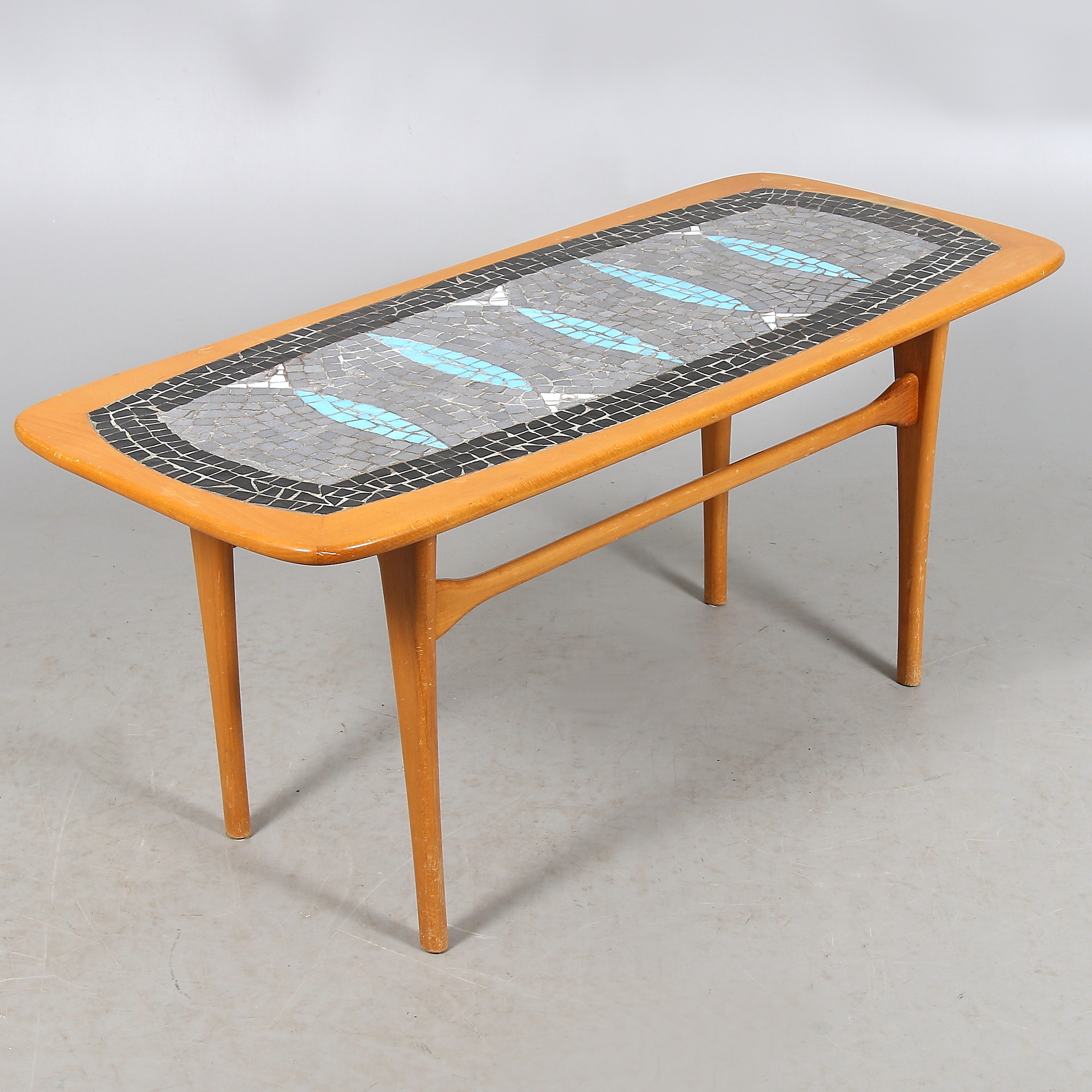 SOFFBORD, med mosaik, märkt "EJM", möjligen Edvard Johansson möbelfabrik. 1950/60-tal.