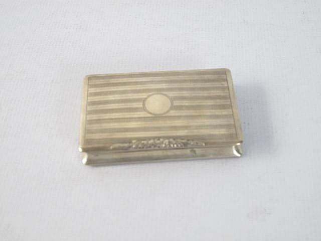 ENGINE TURNED CONTINENTAL SILVER SNUFF BOX. 19th