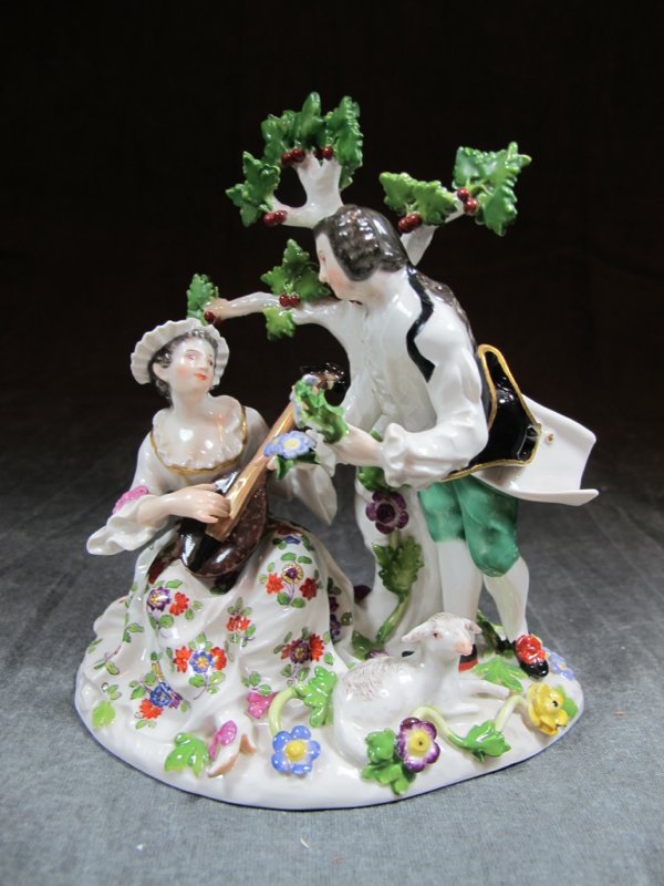 ANTIQUE MEISSEN HAND PAINTED PORCELAIN FIGURAL GROUP