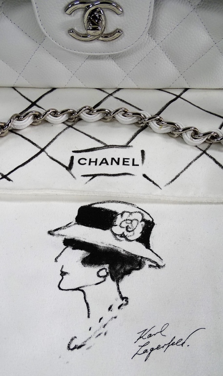CHANEL CLASSIC DOUBLE FLAP QUILTED CAVIAR BAG