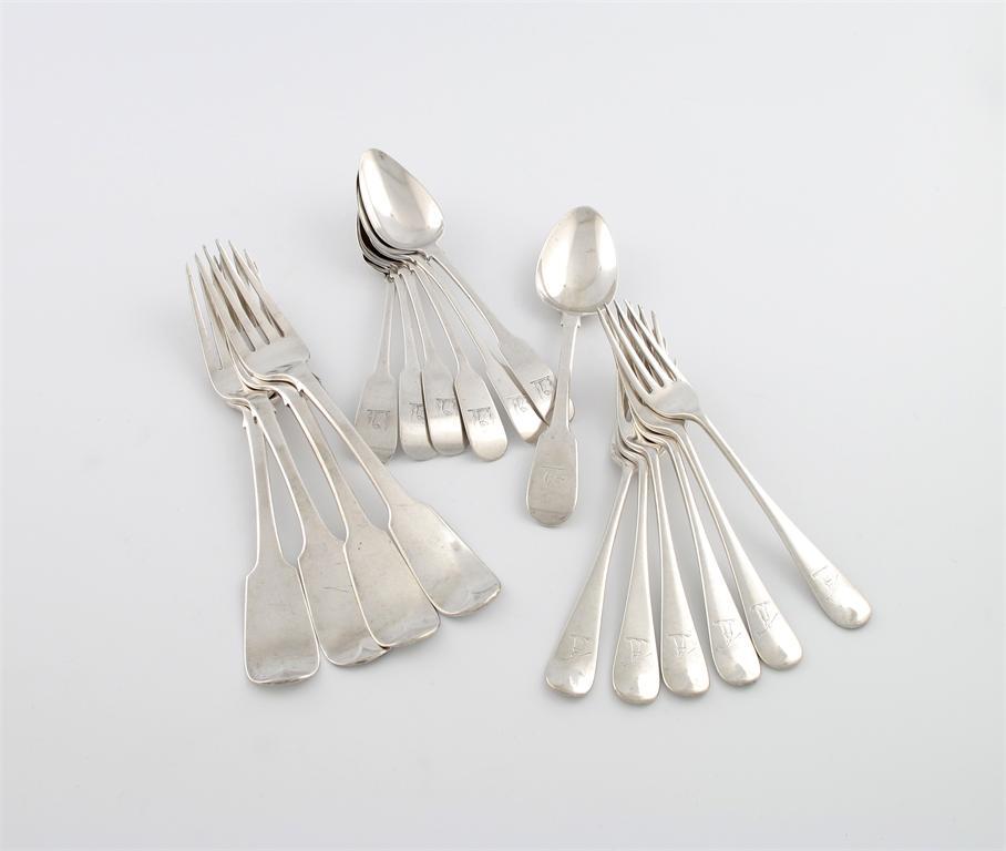 A mixed lot of antique Irish silver Fiddle pattern flatware