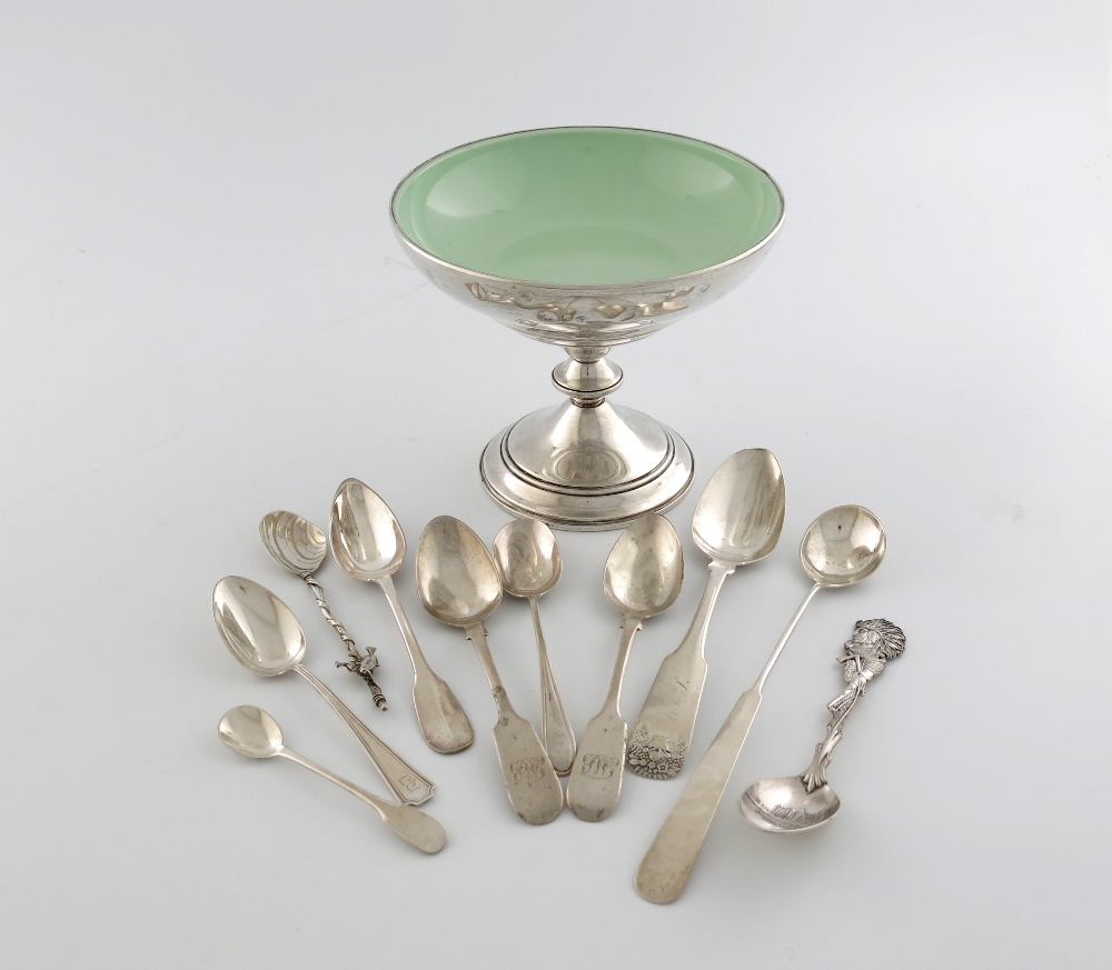 A mixed lot of American and Canadian silver