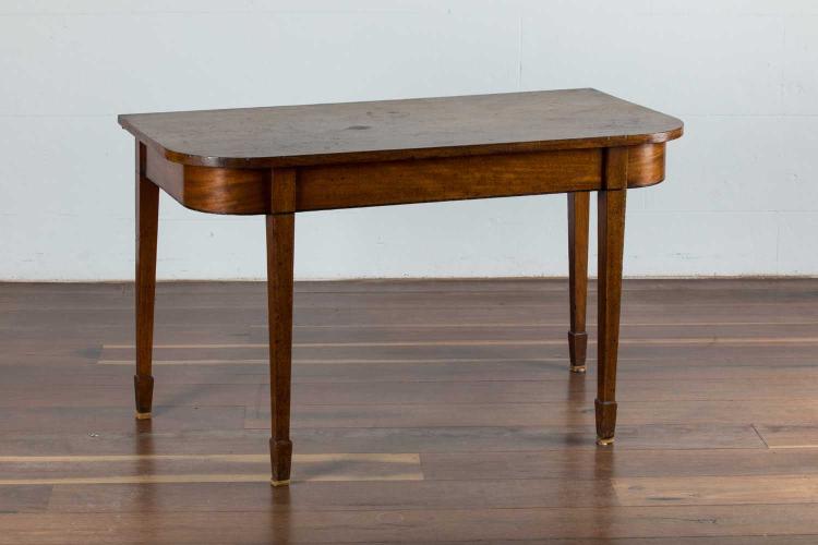 A Georgian mahogany 'D' end table
