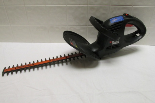 Black + Decker Hedge Trimmer