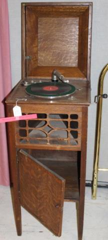 Oak Silvertone Record Player w/ Records