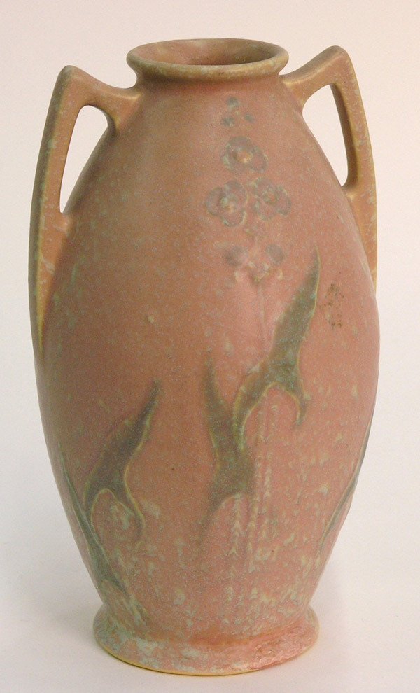 6028: Roseville vase, Cremona