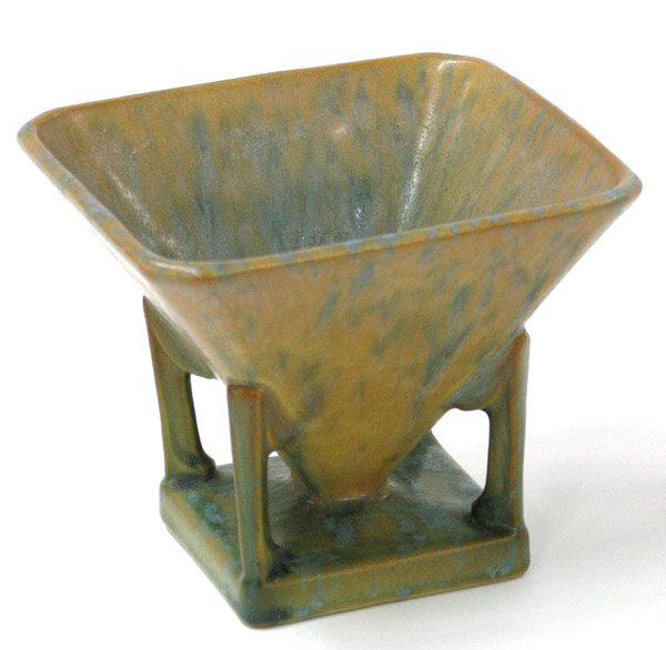 6012: Roseville Futura Vase