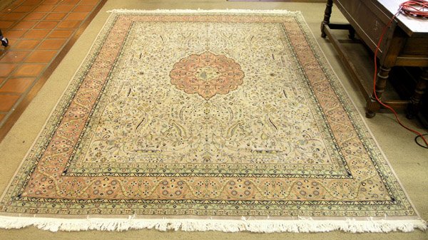 2369: Persian Floral Kashan Rug Carpet