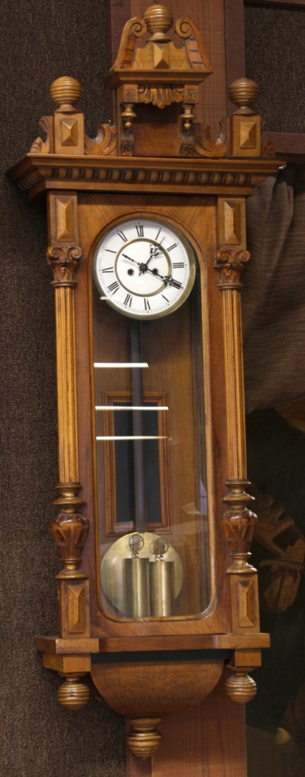 2079: Viennese Junghans regulator clock