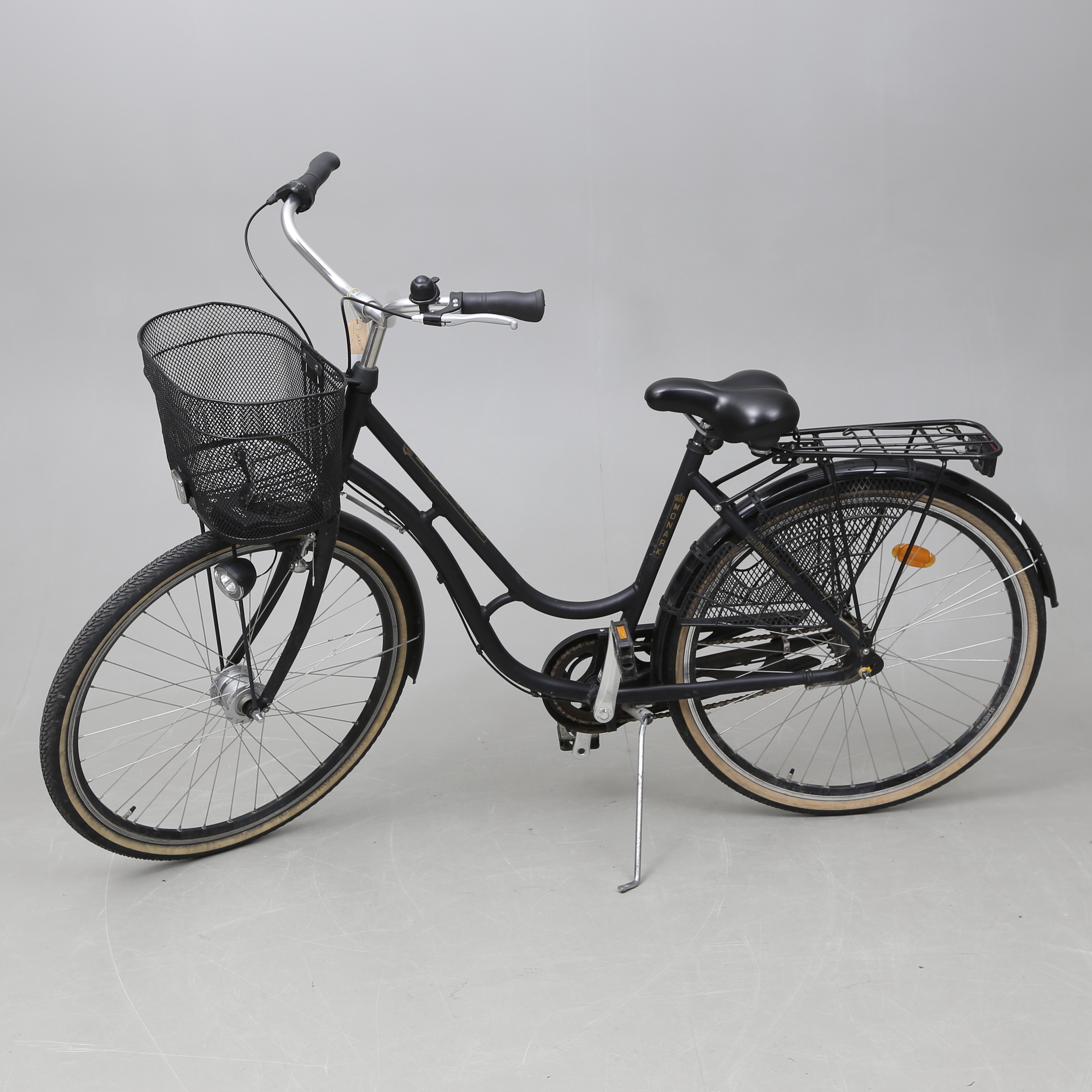 DAMCYKEL, Monark.