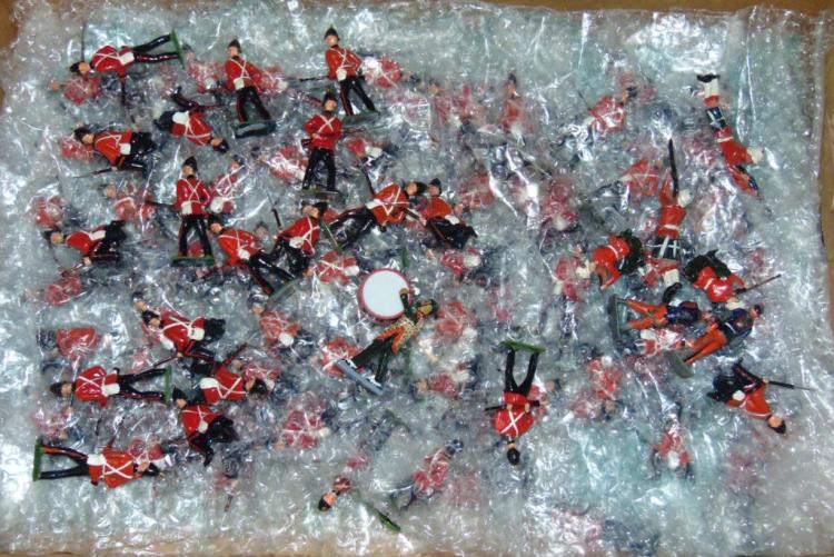 Large Lot Mixed Soldiers.