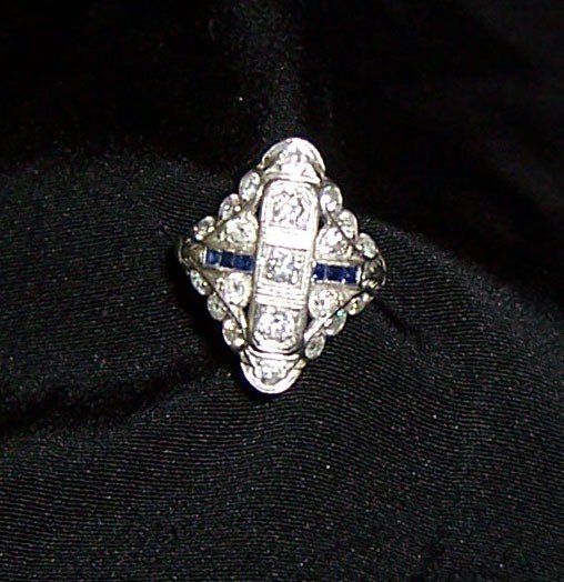 Platinum cluster diamond ring