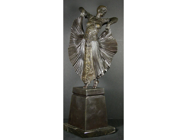 BRONZE SCULPTURE AFTER DEMETRE CHIPARUS