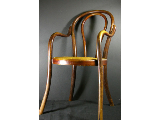 THONET BENTWOOD CHILD'S CHAIR