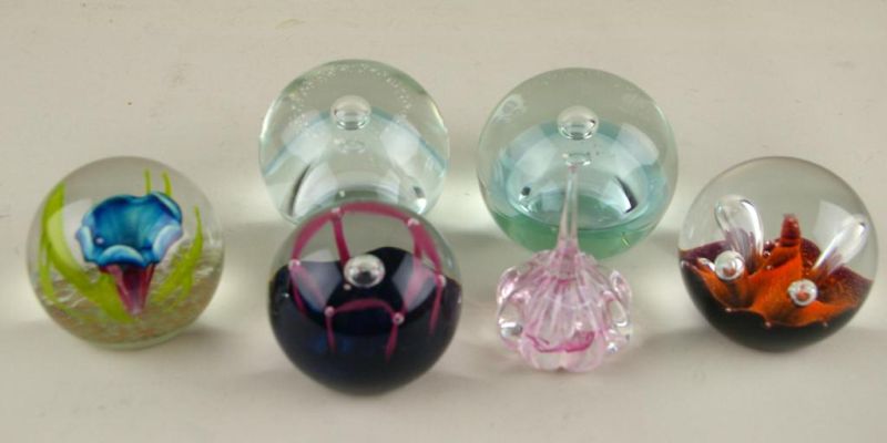 GROUP OF 6 CAITHNESS SCOTTISH PAPERWEIGHTS