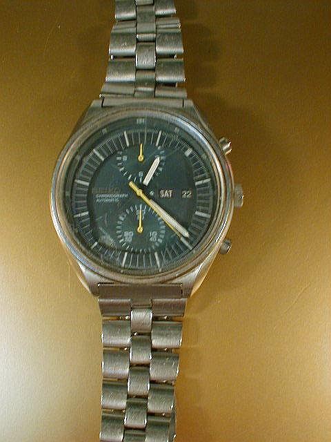 A Seiko chronograph Automatic gentleman's