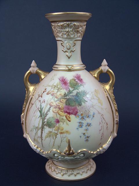 707: ROYAL WORCESTER FINELY PAINTED ARTIST SIGNED VASE