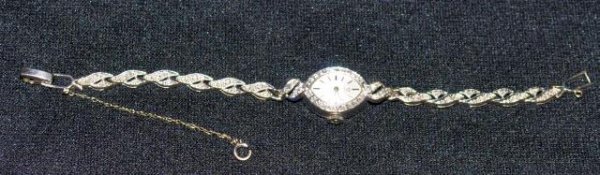 Lady's 14k Omega wrist watch with 17 jewel movemen