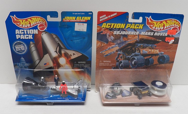 (2) Hot Wheels space related action packs