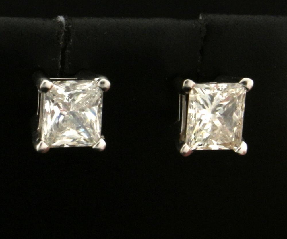 1.2ct TW Princess Cut Diamond Stud Earrings