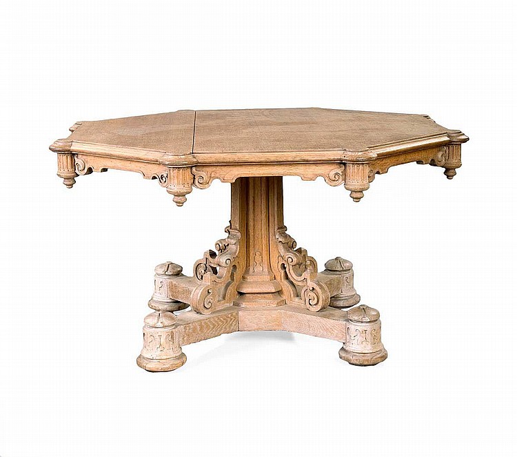 VICTORIAN CARVED OAK TILT-TOP CENTER TABLE IN THE