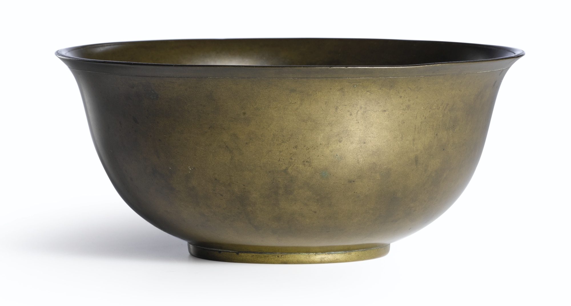 A bronze bowl late ming / early qing dynasty