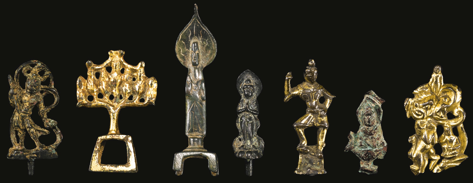 Seven bronze buddhist  figures china, sui / tang dynasty