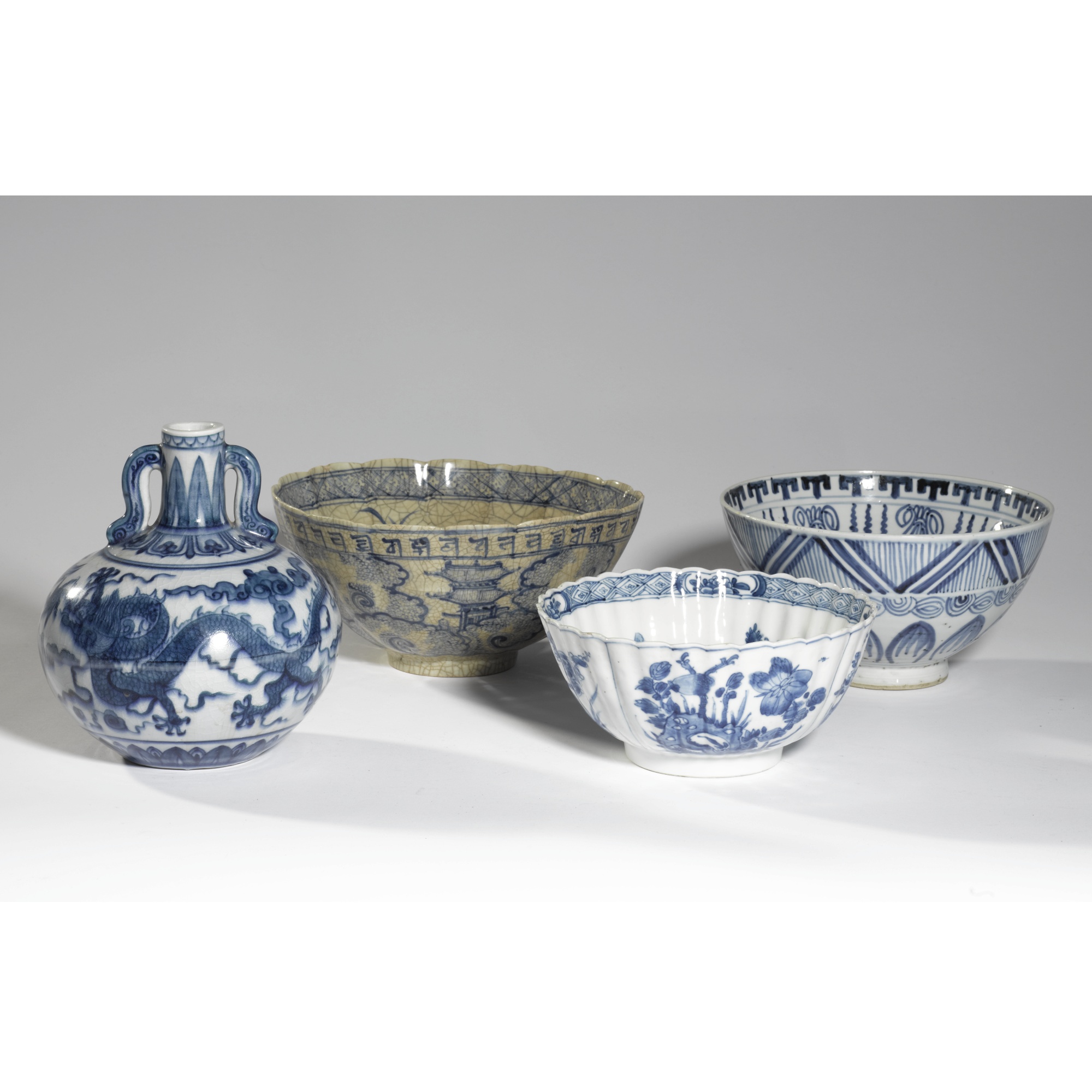 FOUR BLUE AND WHITE VESSELS QING DYNASTY AND LATER