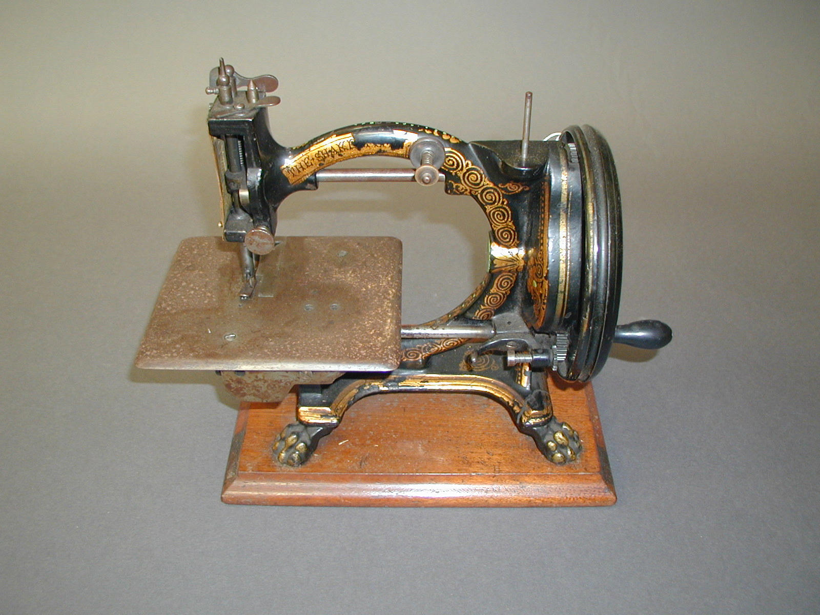 The Shakespear lock-stitch sewing machine,