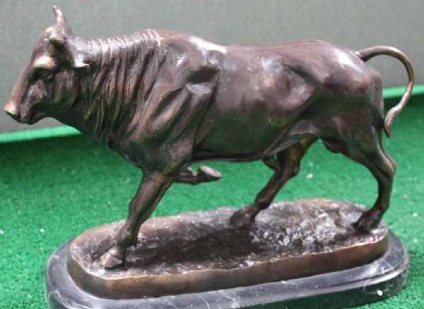 542: "THE BULL" BRONZE SCULPTURE