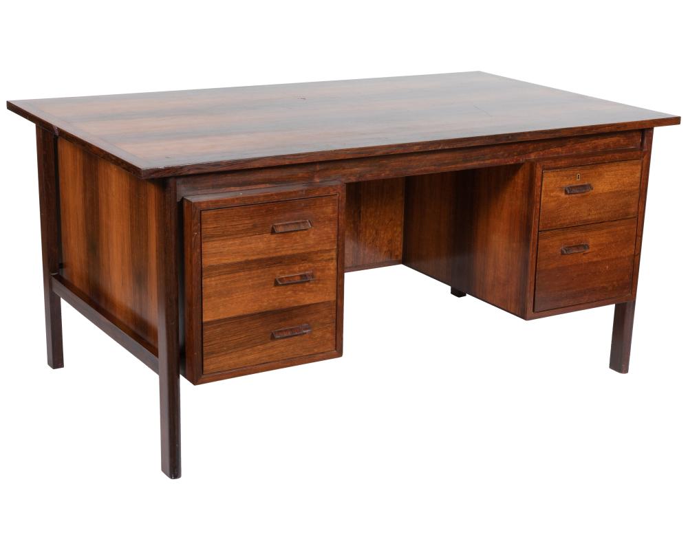 Arne Vodder Style - Rosewood Desk