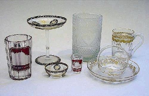 A mixed lot of beakers