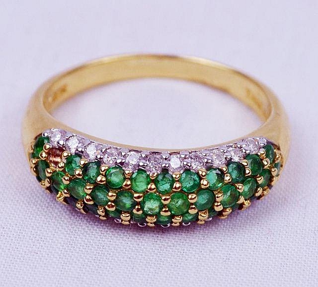 14kt Gold Emerald & Diamond Ring