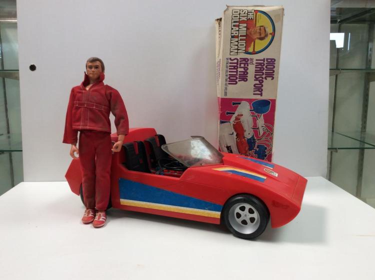 Kenner Bionic Woman/Six Million Dollar Man Set