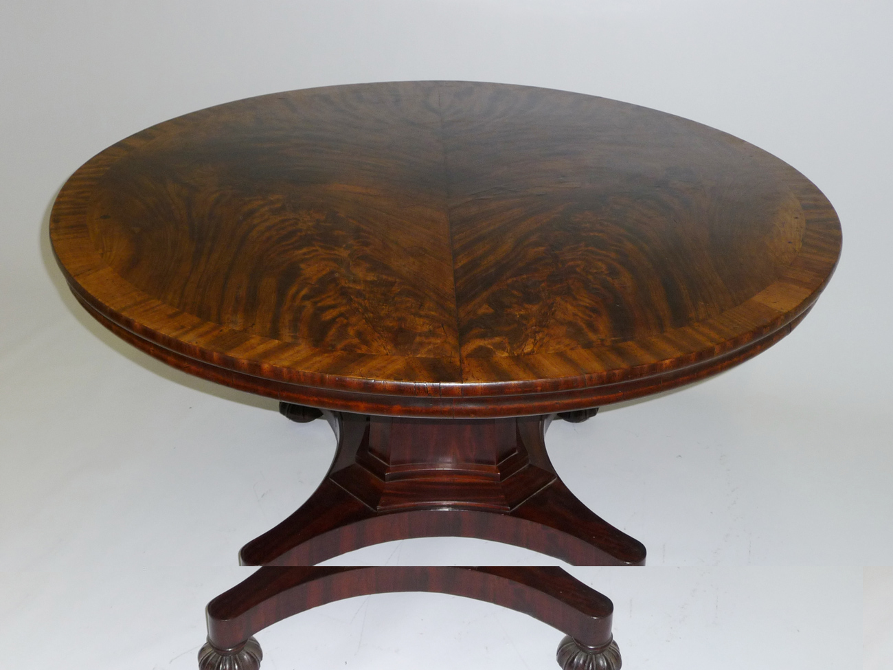 A Flame Mahogany Circular Dining Table