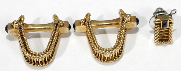 061139: CARTIER GOLD CUFFLINKS W/ SAPPHIRES