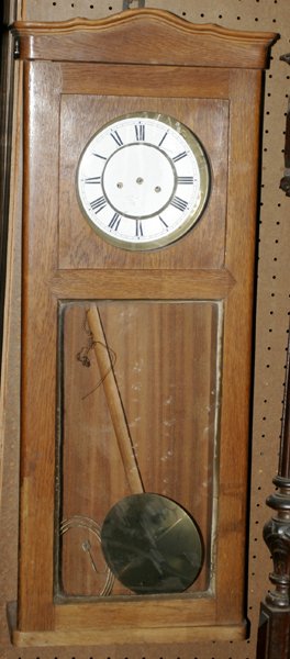 110092: VIENNESE OAK REGULATOR CLOCK