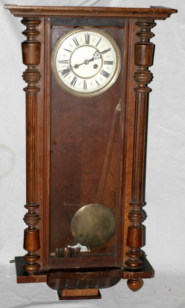 110095: VIENNESE WALNUT REGULATOR CLOCK