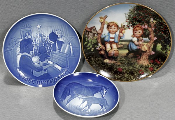 121603: BING & GRONDAHL PORCELAIN PLATES & HUMMEL