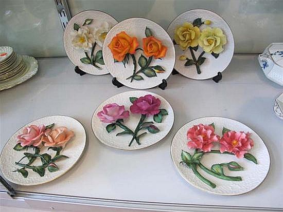 SET OF SIX FRANKLIN MINT FLORAL ADORNED BISQUE PLATES