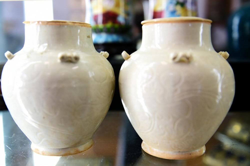 TWO CHINESE STORAGE JARS