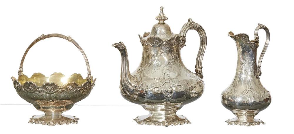 A VICTORIAN STERLING SILVER THREE PIECE TEA SET