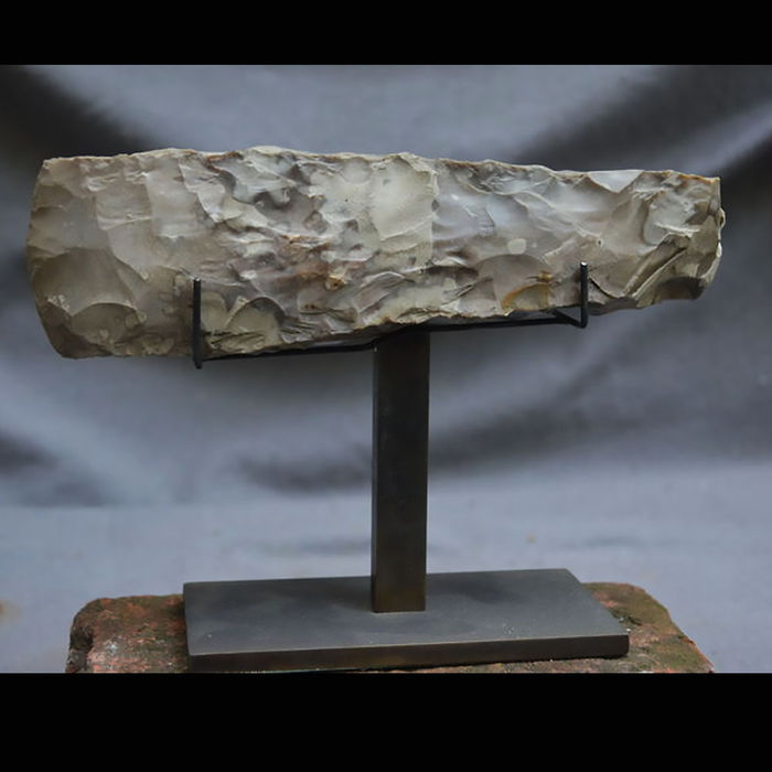 Neolitic stone polished axe - 20,7 cm