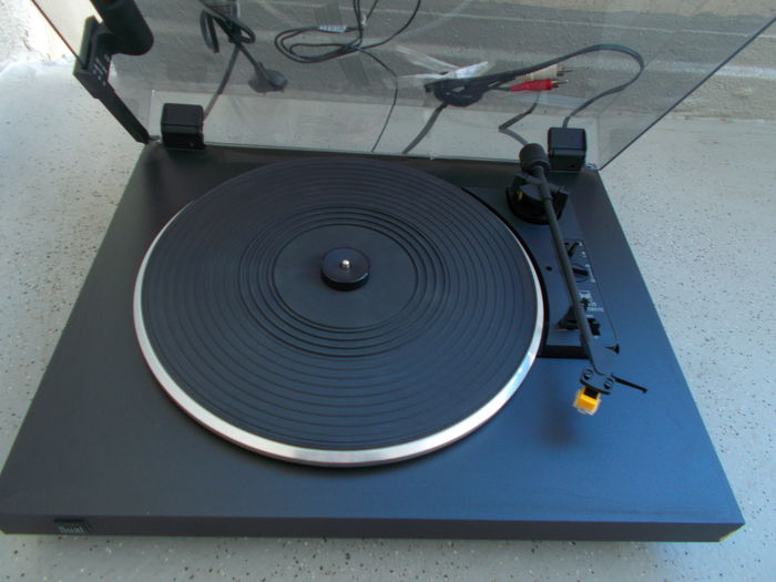 Dual CS 415 belt drive record player