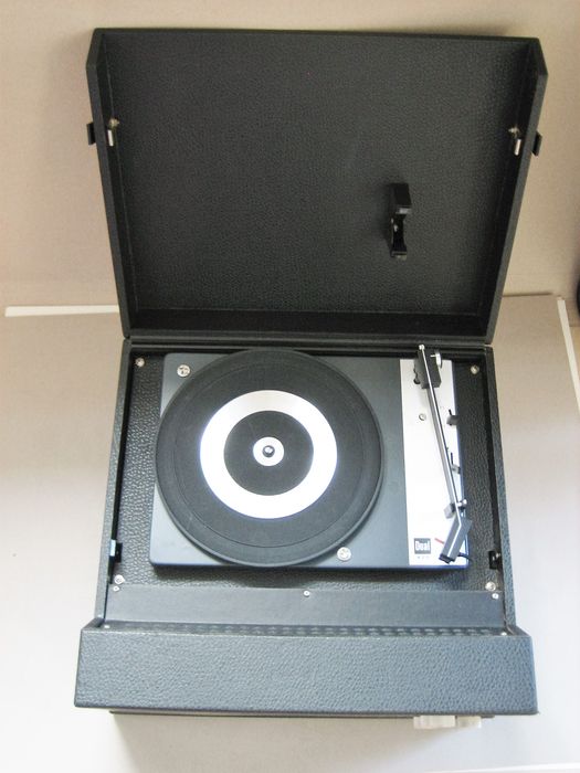 DUAL P51 - portable turntable - Germany