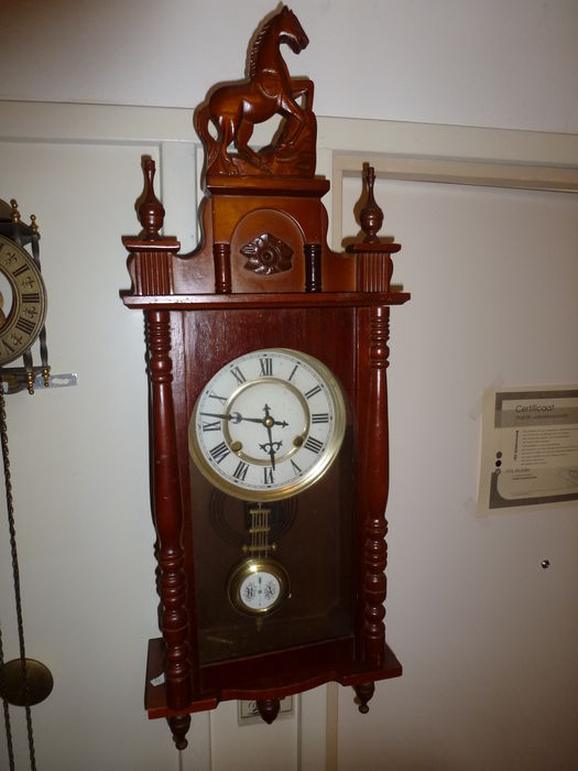 Mahogany horse clock - 1960s/1970s