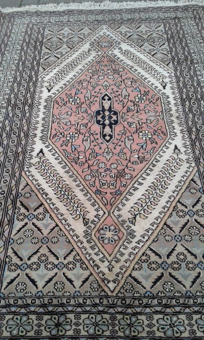 hand-knotted Bochara rug, 181 x 125 cm