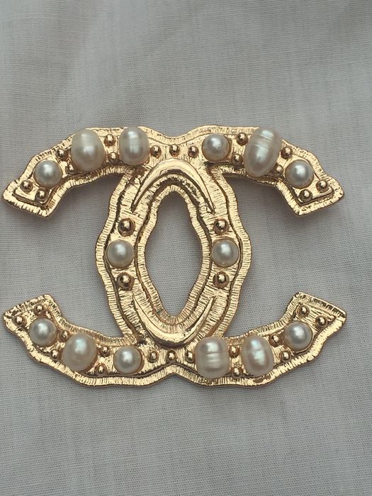 Chanel cc - Brooch