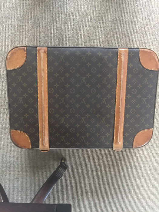Louis Vuitton - vintage monogram suitcase
